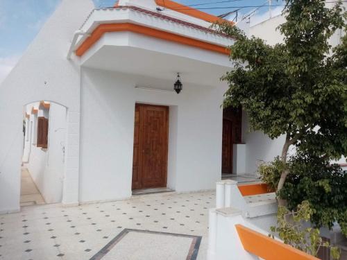 Sakiet Ezzit Villa | Elegant Villa with Pet-Friendly Amenities, Rated 8.9/10