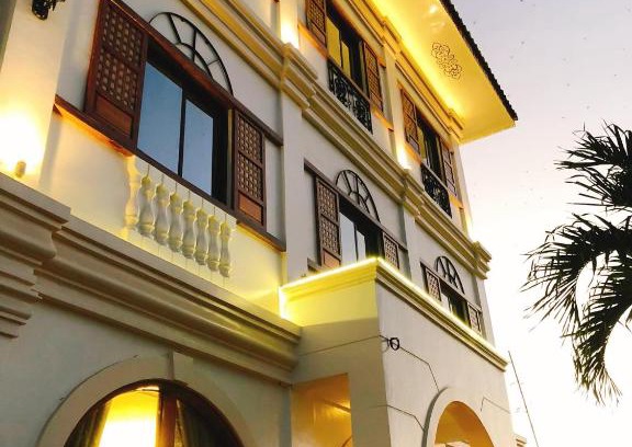 Santa Catalina Hotel | Villa Lydia y Jose Heritage Hotel: Oceanfront Escape Awaits