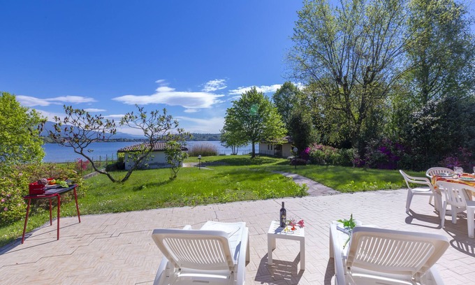 Cadrezzate Villa | Discover Villa Martine by the Lake: Family-Friendly Retreat