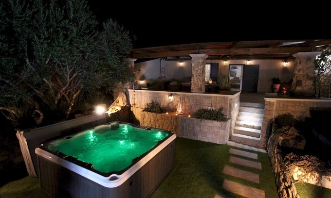 La Maddalena Villa | Discover Villa Magdala: Spa Retreat in La Maddalena
