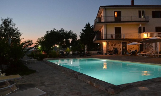 Agropoli House | Pet-Friendly Villa Malandrino Guest House with Pool & Breakfast