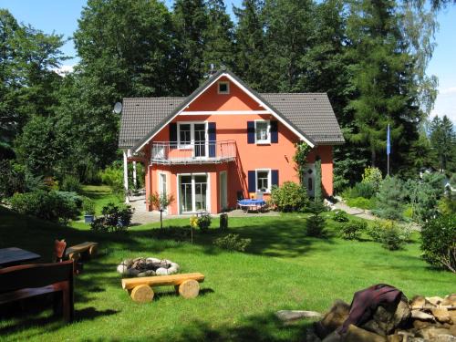 Karpacz House | Villa Malinka: Guest Rated 10/10 with Family-Friendly Amenities
