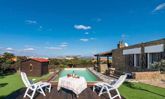 La Pelosa Apartment | Villa Malv: Poolside Retreat Near Pelosa Beach Awaits You