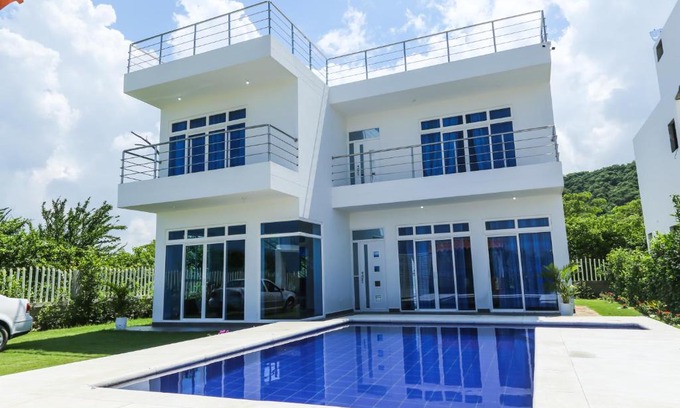 Santa Veronica Villa | Villa Mandalay: Guest Rated 10/10 with Pool & Restaurant