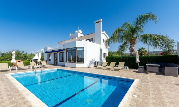 Latchi Cottage | Villa Mandora - a villa that sleeps 8 guests in 4 bedrooms