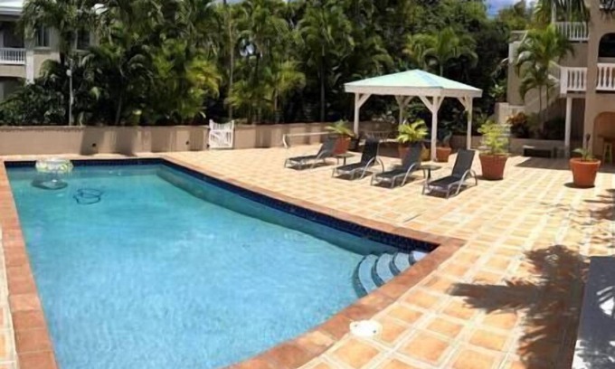 Estate Glucksberg and Grunwald Villa | Villa Mango: Exceptional Views, Pool & Pet-Friendly Retreat