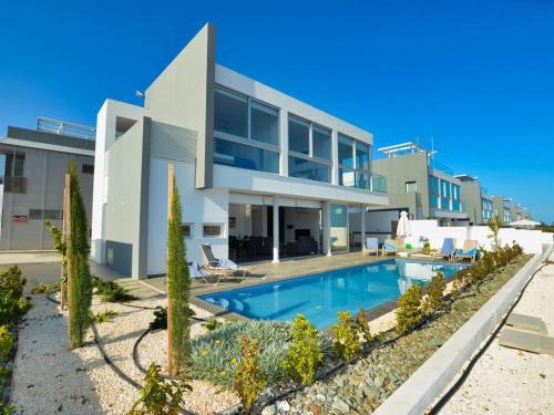 Protaras Villa | Elegant Villa Manta Chrysos with Private Pool in Protaras