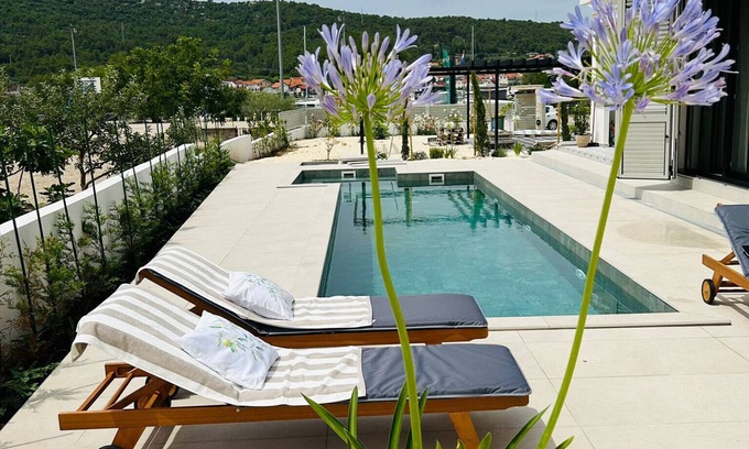 Bilice Villa | Villa Marantik - four bedroom house with a swimming pool