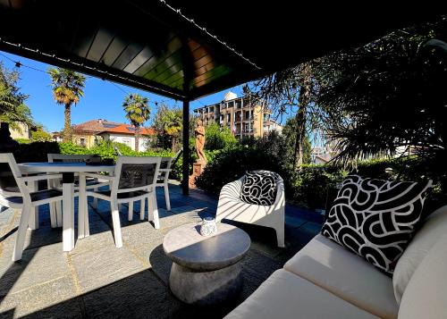 Arona Apartment | Villa Marchesa: Guest Rated 9.8 - Family-Friendly Escape