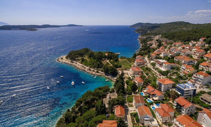 Hvar Villa | Guest Rated 10/10 Villa Mare in Hvar Town with Pool