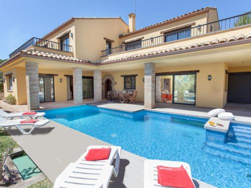 Les Tres Cales Villa | Oceanfront Villa Marea by Interhome - 4-Star Family Escape