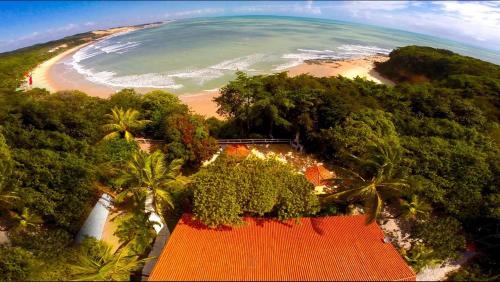 Pipa Bed & Breakfast | Discover Villa Maree: Oceanfront Haven with Top Amenities