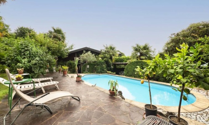 Vito d'Asio Apartment | Exceptional Villa Margherita: Oceanfront Retreat with Spa