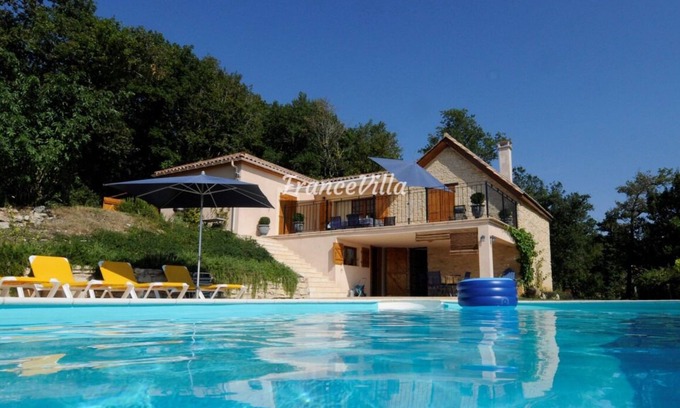 Salviac Villa | Villa Marguerite: Relaxing Retreat with Private Pool & Spa