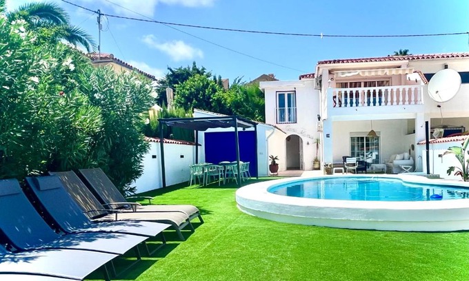 El Albir Villa | Villa Maria: Oceanfront Haven with Top Amenities & 9.7 Rating