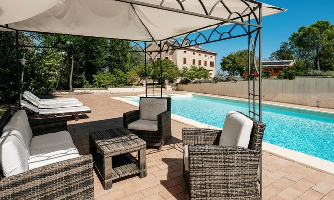 Appignano Villa | Oceanfront Villa Maria: A Pet-Friendly Escape Awaits