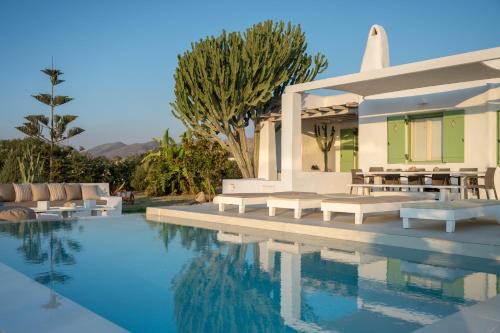 Paros Villa | Villa Maria Paros: Guest Rated 9.8 with Pool & Beach Access