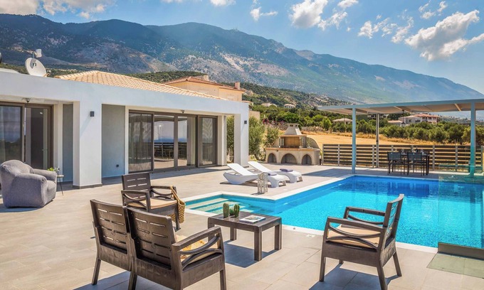 Karavados Villa | Villa Maria Theo: Cozy One Bedroom Villa with Private Pool