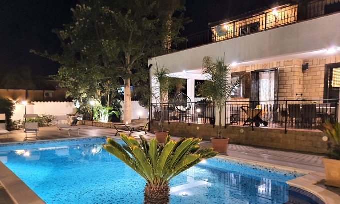 Trabia Villa | Villa Marianna