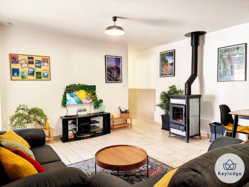 La Plaine des Cafres Villa | Relax at Villa Marie France with Jacuzzi & Sauna Retreat