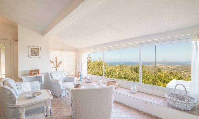 Sa Castangia Villa | Villa 'Marinela': Oceanfront Retreat with Private Terrace