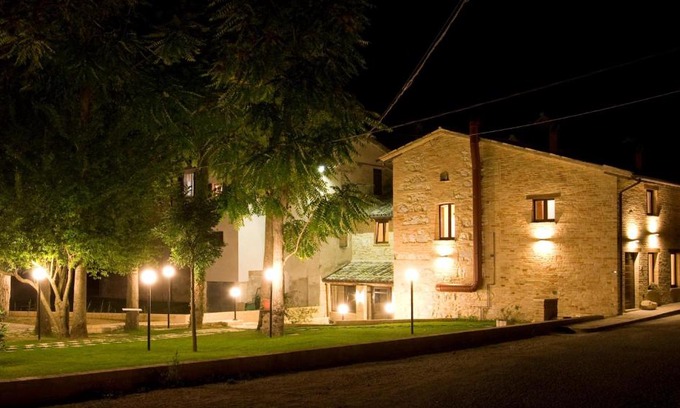 Fermignano Bed & Breakfast | Villa Martina: Pet-Friendly Retreat with Breakfast Included