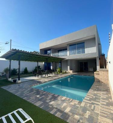 Juan de Acosta Villa | Villa Matthew - Villa de Lujo con Piscina Privada y BBQ, Cerca al Mar