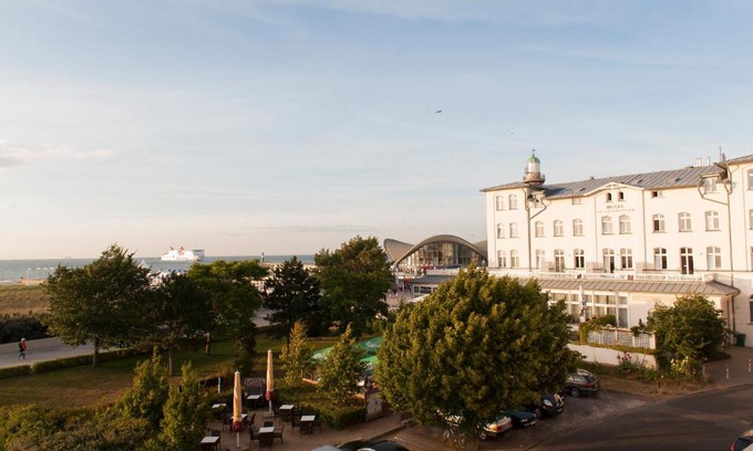 Warnemuende Apartment | Oceanfront Villa Meerblick Warnemünde - 4-Star Guest Rated