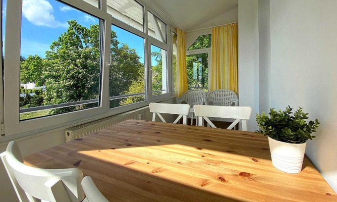 Sellin Apartment | Pet-Friendly Villa Meeresgruss FeWo 9 for Family Getaways