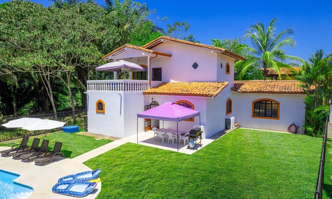 Hills of Esterillos House | Villa Meilleur: 10 Minutes to Beach with Pool & Spa