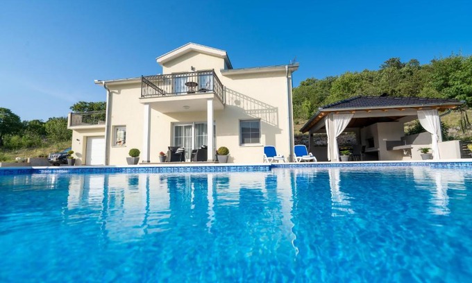 Podbablje Villa | Beautiful Villa Melani with Pool in Poljica - 10/10 Rating