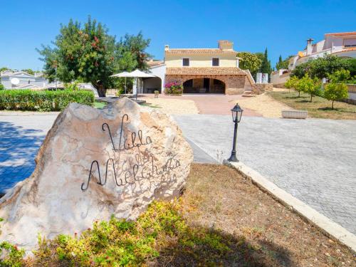 Casas de Torrat Villa | Villa Melchora: Guest Rated 10/10, Pet-Friendly Escape