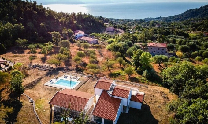 San Giovanni a Piro House | Villa Melles: Family-Friendly Retreat with Private Pool