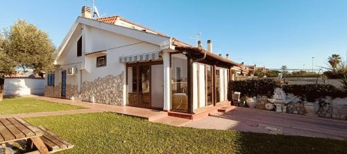 Ardea Villa | Villa Mery: Pet-Friendly Haven with High Guest Ratings