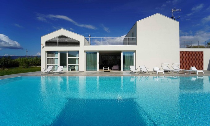 Ameglia Villa | Exclusive Villa with Pool & BBQ, Near Beaches & 5 Terre