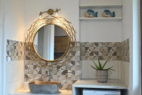 Liapades Apartment | Villa Mike 105: Family-Friendly Retreat with Pool Access