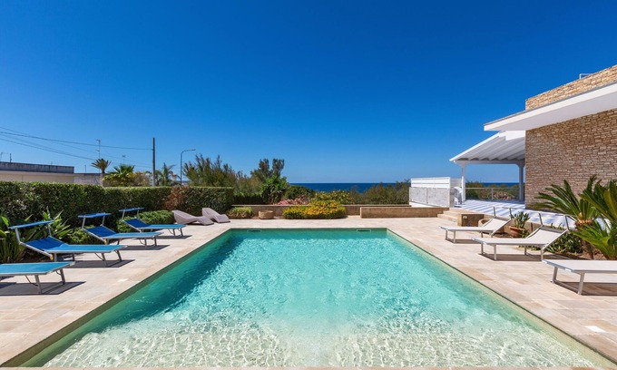 Torre Suda House | Idyllic Villa Miramare with Ocean View & Pool Amenities