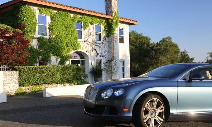 Santa Rosa House | Villa Moderna: Premier Wine Country Estate with Pool