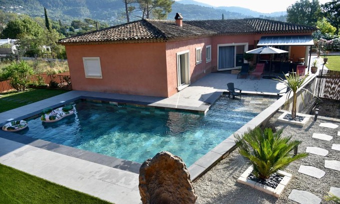 Peymeinade Villa | Modern Villa with Pool and Ocean Views in Peymeinade