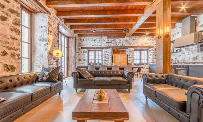 Alleghe Apartment | Villa Molin Del Faure: Family-Friendly with Kitchen & Breakfast