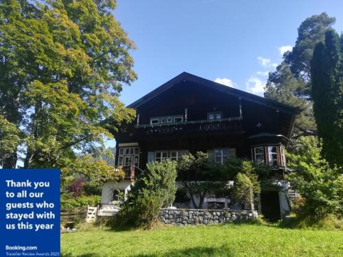 Kitzbuehel House | Discover Villa Momo: 4-Star Getaway with Hot Tub & Breakfast