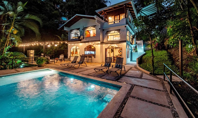 Manuel Antonio House | Villa Mono Titi - Guest Rated 9.8 with Private Pool & Spa