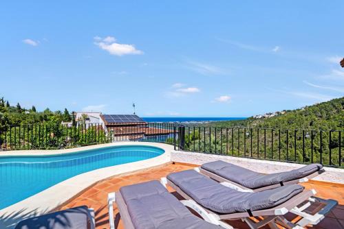 Monte Pego House | Villa Monte Pego: Family-Friendly Retreat with Pool Access