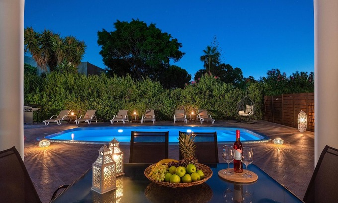 Filerimos Villa | Villa Montefile: Guest Rated 10/10 with Pool & Spa