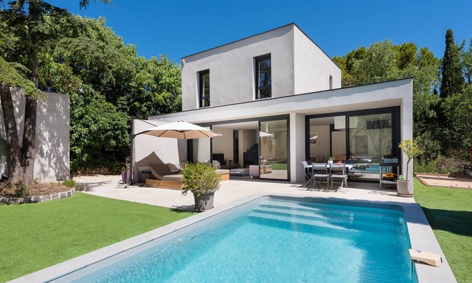 Aiguelongue Villa | Villa Montpellier: Top-Rated Getaway with Private Pool