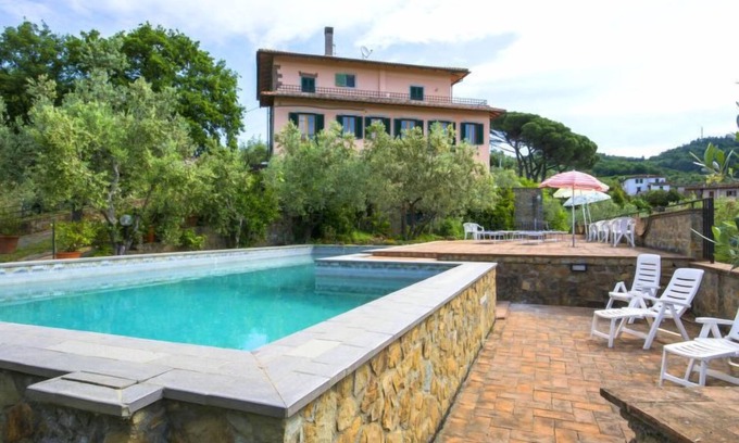 Giugnano Apartment | Relaxing Villa Morosi with Pool, Spa & Pet-Friendly Stays
