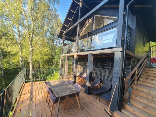 Lohja Ski Chalet | Villa Mustikkamaa