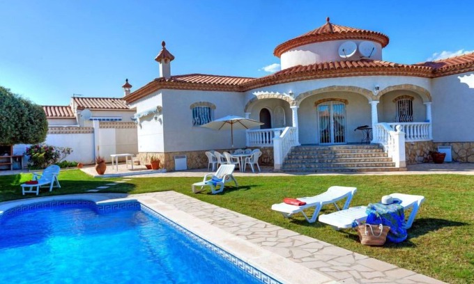 Miami Platja House | Villa Mys by Interhome: Oceanfront Poolside Retreat
