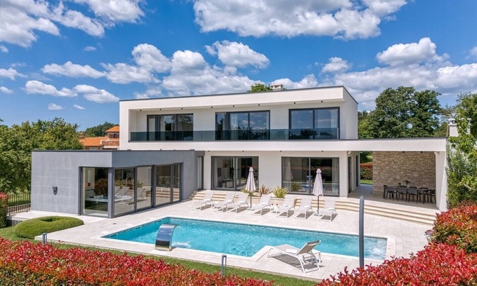 Kringa Villa | Exceptional Villa Nada with Pool, Sauna & Spa Retreat