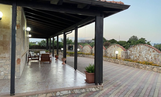 Capilungo Villa | Discover Villa Nadia in Capilungo - Pool & Family Friendly